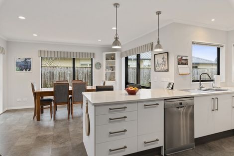 Photo of property in 8 Moy Place, Otaki, 5512