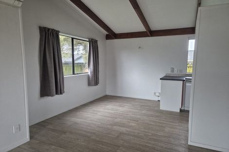 Photo of property in 1/26 Compass Place, Te Atatu Peninsula, Auckland, 0610