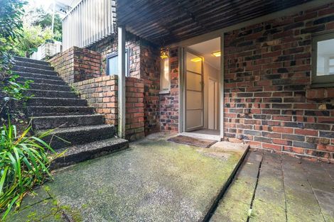 Photo of property in 10 Viking Avenue, Hillsborough, Auckland, 1042