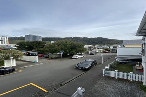 Photo of property in 1/10 Hobson Crescent, Thorndon, Wellington, 6011