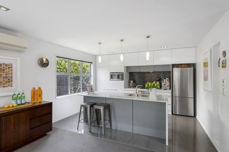 Photo of property in 132 Waimairi Road, Ilam, Christchurch, 8041