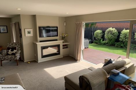 Photo of property in 130 Wairakei Road, Bryndwr, Christchurch, 8053