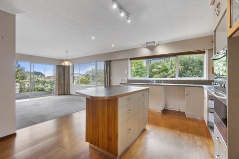 Photo of property in 5 Fairfax Terrace, Frankleigh Park, New Plymouth, 4310