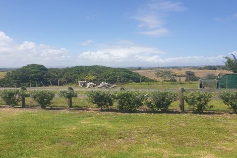 Photo of property in 79 Craig Road, Pollok, Waiuku, 2683