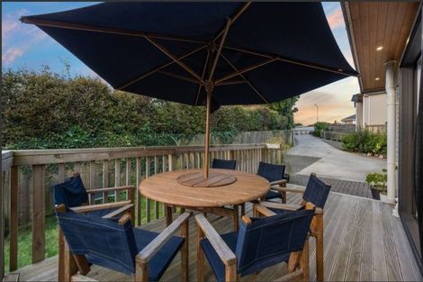 Photo of property in 3b Cardiff Road, Pakuranga, Auckland, 2010