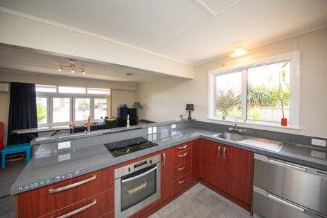 Photo of property in 8 Austin Place, Awapuni, Palmerston North, 4412
