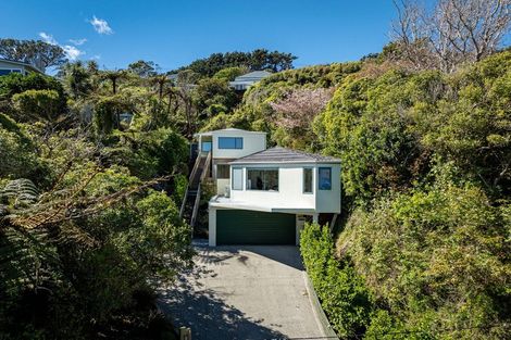 Photo of property in 2 Huntingdon Street, Northland, Wellington, 6012