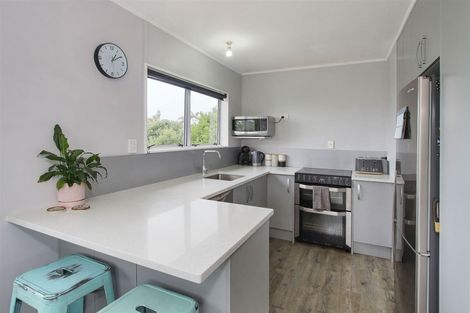 Photo of property in 25 Crispe Road, Clarks Beach, 2122