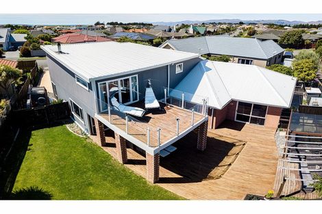 Photo of property in 49 Orlando Crescent, Waimairi Beach, Christchurch, 8083