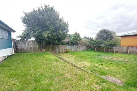Photo of property in 56 Sherwood Avenue, Te Atatu South, Auckland, 0610