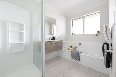 Photo of property in 7 Keston Crescent, Flagstaff, Hamilton, 3210