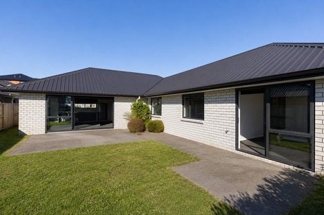 Photo of property in 34 Maanihi Drive, Rototuna North, Hamilton, 3210