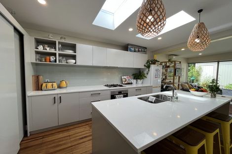 Photo of property in 31 Newman Terrace, Thorndon, Wellington, 6011