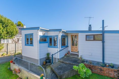 Photo of property in 36 Moana Road, Paraparaumu, 5032