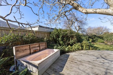 Photo of property in 68 Kent Street, Carterton, 5713