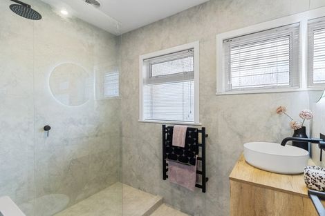 Photo of property in 1/17 Jutland Road, Hauraki, Auckland, 0622