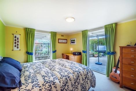 Photo of property in 11 Maritime Terrace, Birkenhead, Auckland, 0626