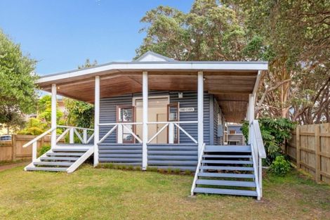 Photo of property in 10 Fishermans Bend, Whiritoa, Whangamata, 3691