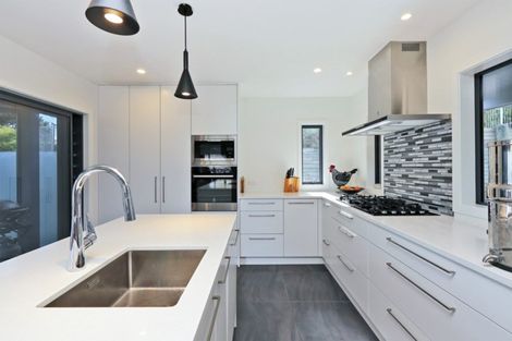 Photo of property in 14a Muritai Crescent, Havelock North, 4130