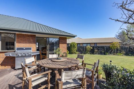 Photo of property in 6 Thornhill Place, Sockburn, Christchurch, 8042