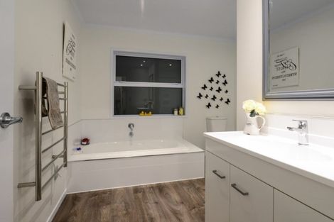 Photo of property in 15 Rigg Place, Flagstaff, Hamilton, 3210