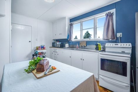 Photo of property in 21 Stirling Place, Tokoroa, 3420