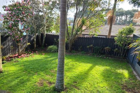 Photo of property in 1/7 Fernbird Place, Massey, Auckland, 0614