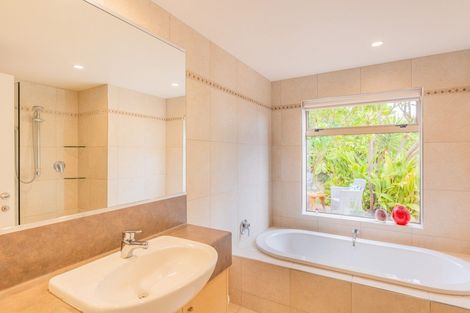 Photo of property in 28 Aston Road, Waikanae, 5391