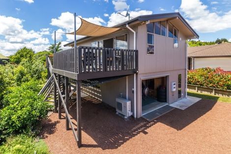 Photo of property in 28 Arrowsmith Avenue, Waipahihi, Taupo, 3330