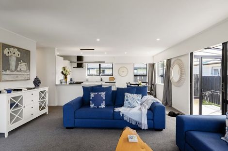 Photo of property in 4/88 Gloria Avenue, Te Atatu Peninsula, Auckland, 0610