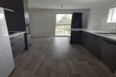 Photo of property in 7 Whitechapel Grove, Stokes Valley, Lower Hutt, 5019