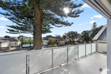 Photo of property in 225 Muritai Road, Eastbourne, Lower Hutt, 5013