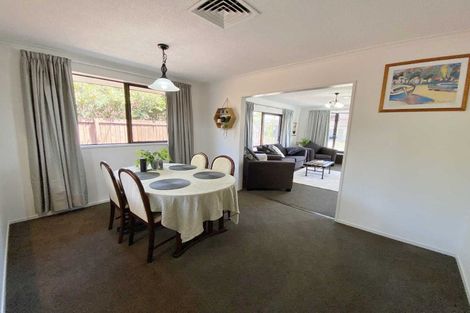 Photo of property in 12 Shamrock Place, Halswell, Christchurch, 8025