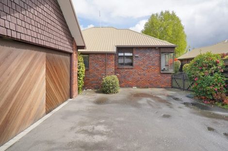 Photo of property in 28a Hamilton Avenue, Ilam, Christchurch, 8041