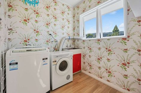 Photo of property in 61 Ranui Terrace, Tawa, Wellington, 5028