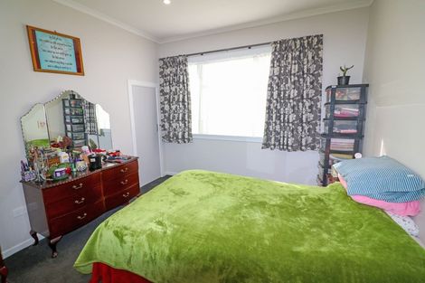 Photo of property in 6 Swinburn Street, Dannevirke, 4930