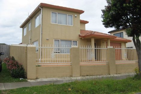 Photo of property in 9 Secoia Crescent, Mangere, Auckland, 2022