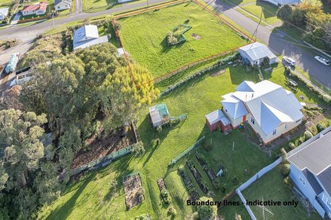 Photo of property in 29 Brassey Street, Waverley, 4510