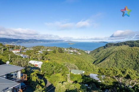 Photo of property in 54 Titiro Moana Road, Korokoro, Lower Hutt, 5012