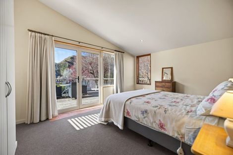 Photo of property in 5 Stafford Street, Arrowtown, 9302