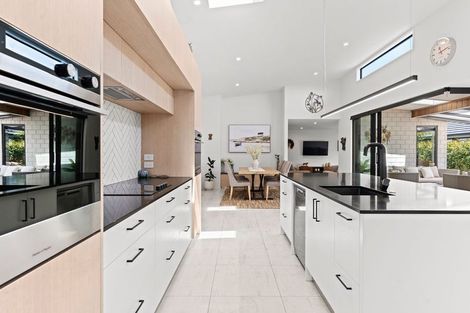 Photo of property in 14 Waitaha Place, Bell Block, New Plymouth, 4312