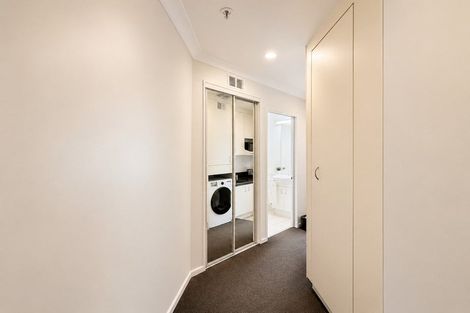 Photo of property in Terrace Garden Apartments, 5b/120 The Terrace, Wellington Central, Wellington, 6011