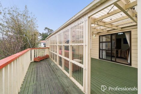 Photo of property in 135 Holborn Drive, Stokes Valley, Lower Hutt, 5019