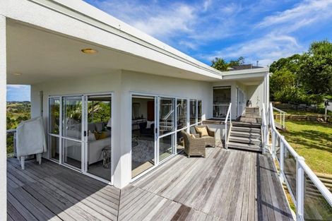 Photo of property in 193 Sandspit Road, Shelly Park, Auckland, 2014