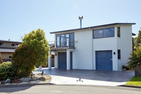 Photo of property in 56 Kotare Place, South Bay, Kaikoura, 7300