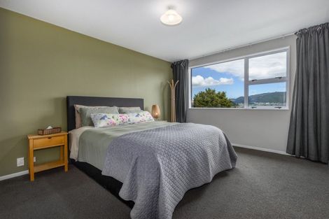 Photo of property in 9 Ayr Place, Papakowhai, Porirua, 5024