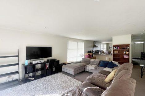 Photo of property in 25 Figaro Crescent, Takanini, 2112