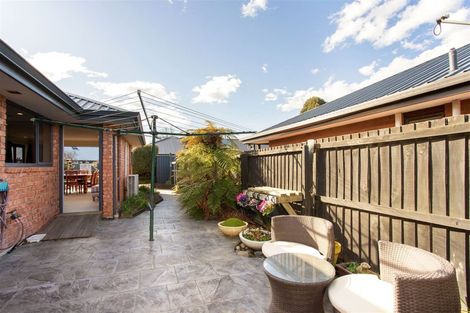 Photo of property in 2 Kimbrace Place, Belfast, Christchurch, 8051