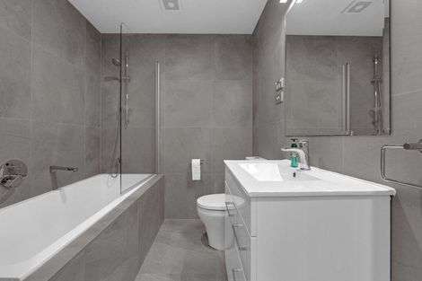 Photo of property in 17 Hoiho Road, Pukekohe, 2120