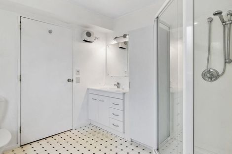 Photo of property in 4/27 Saint Albans Street, Bradford, Dunedin, 9011